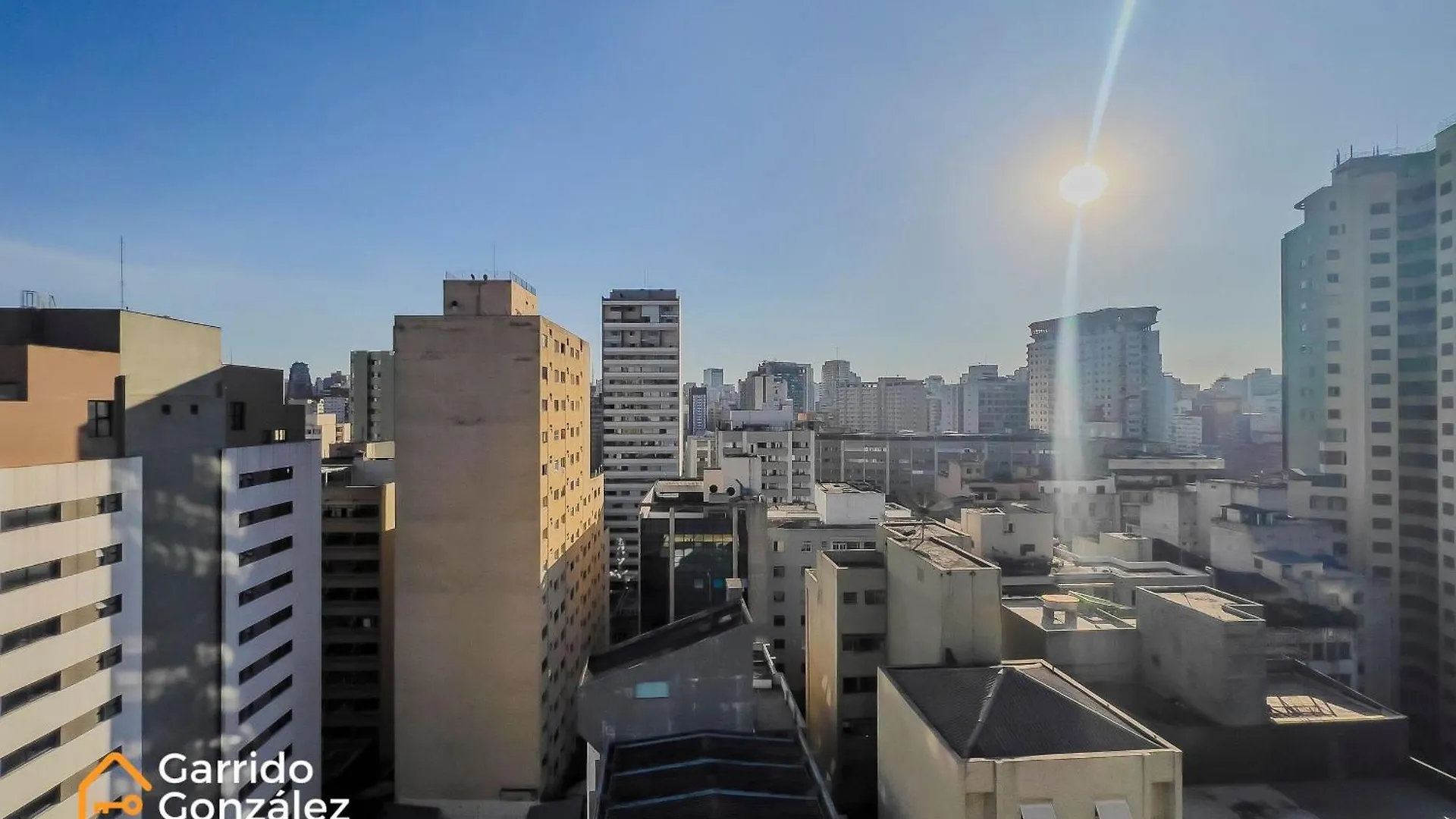 Apto III Setin Downtown Bela Vista - C/Garagem サンパウロ アパート